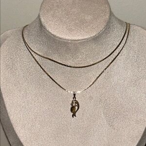 Vintage Gold Tiger’s Eye Pendant Necklace